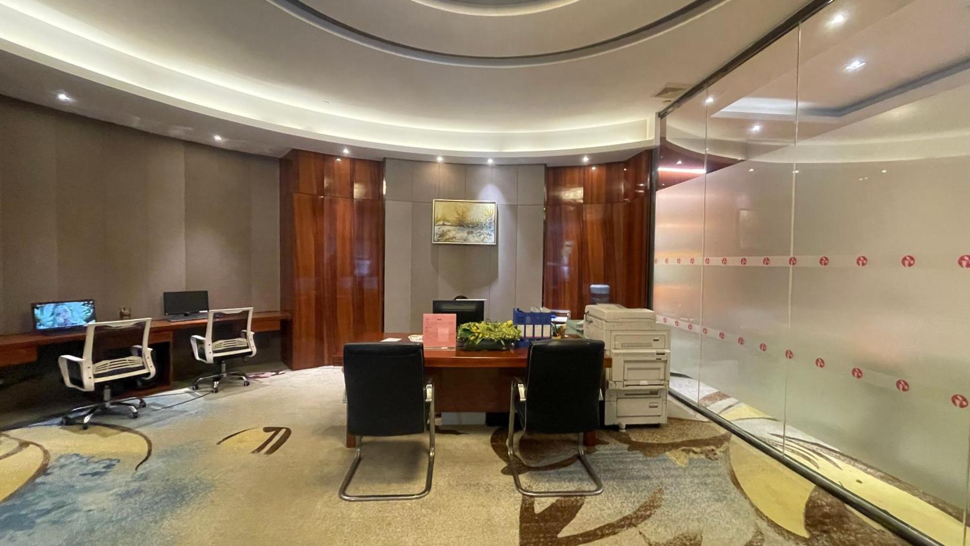 Ramada Foshan Hotel Exteriör bild